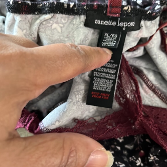 Short Night Gown - Picture 8 of 8